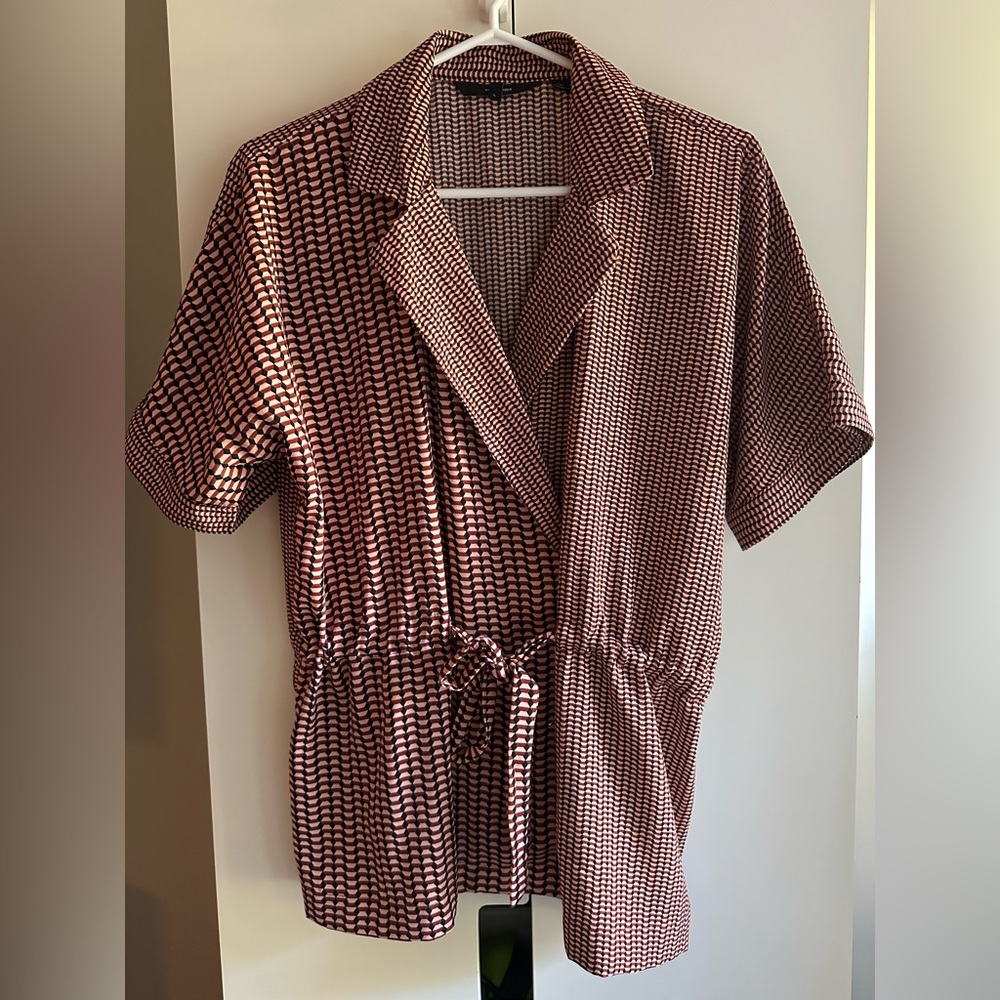 Size L Vero Moda Geometric Print Drawstring Waist blouse in Pink, Rust and Black
